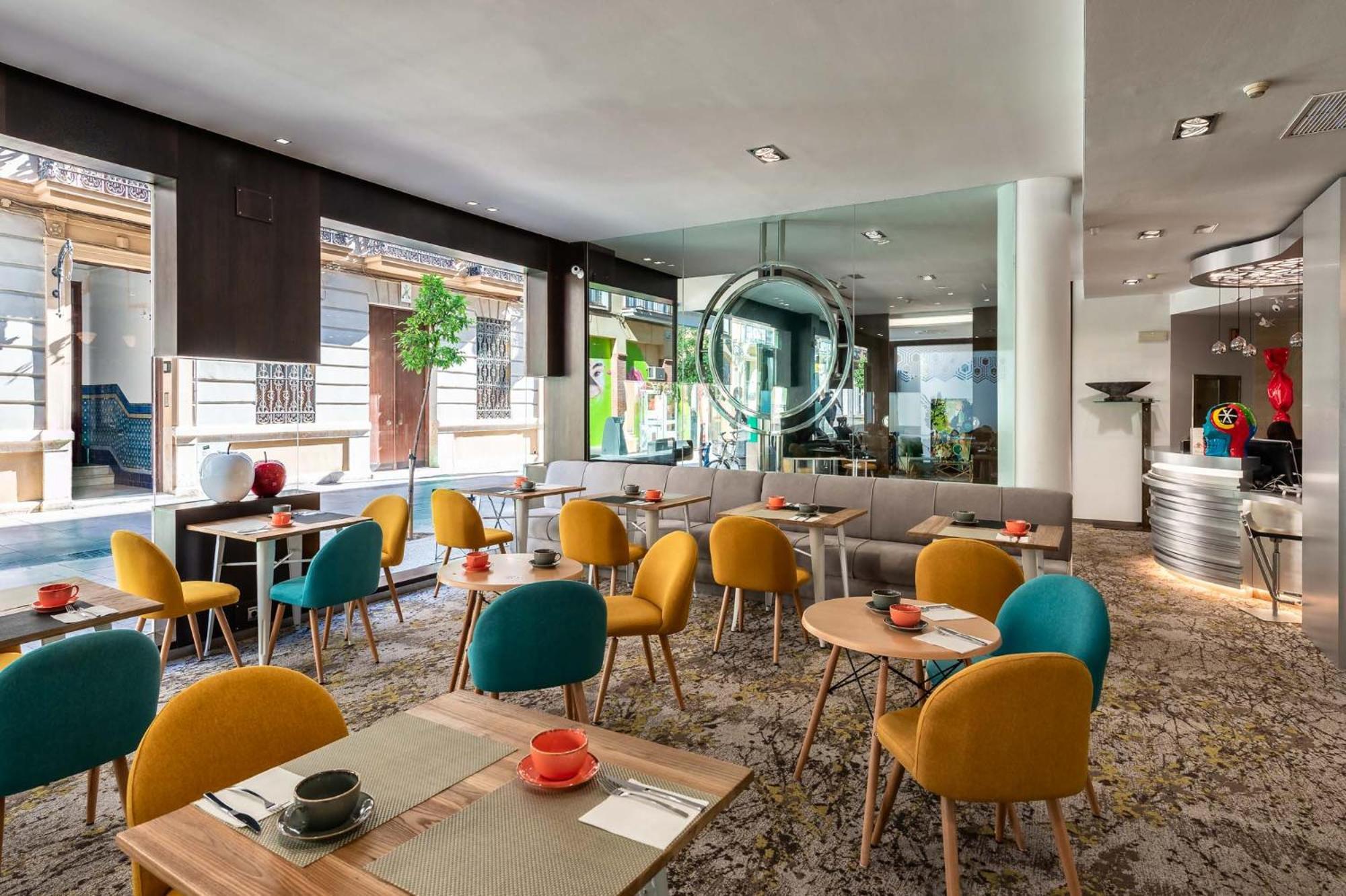 Mariposa Hotel Malaga Bagian luar foto