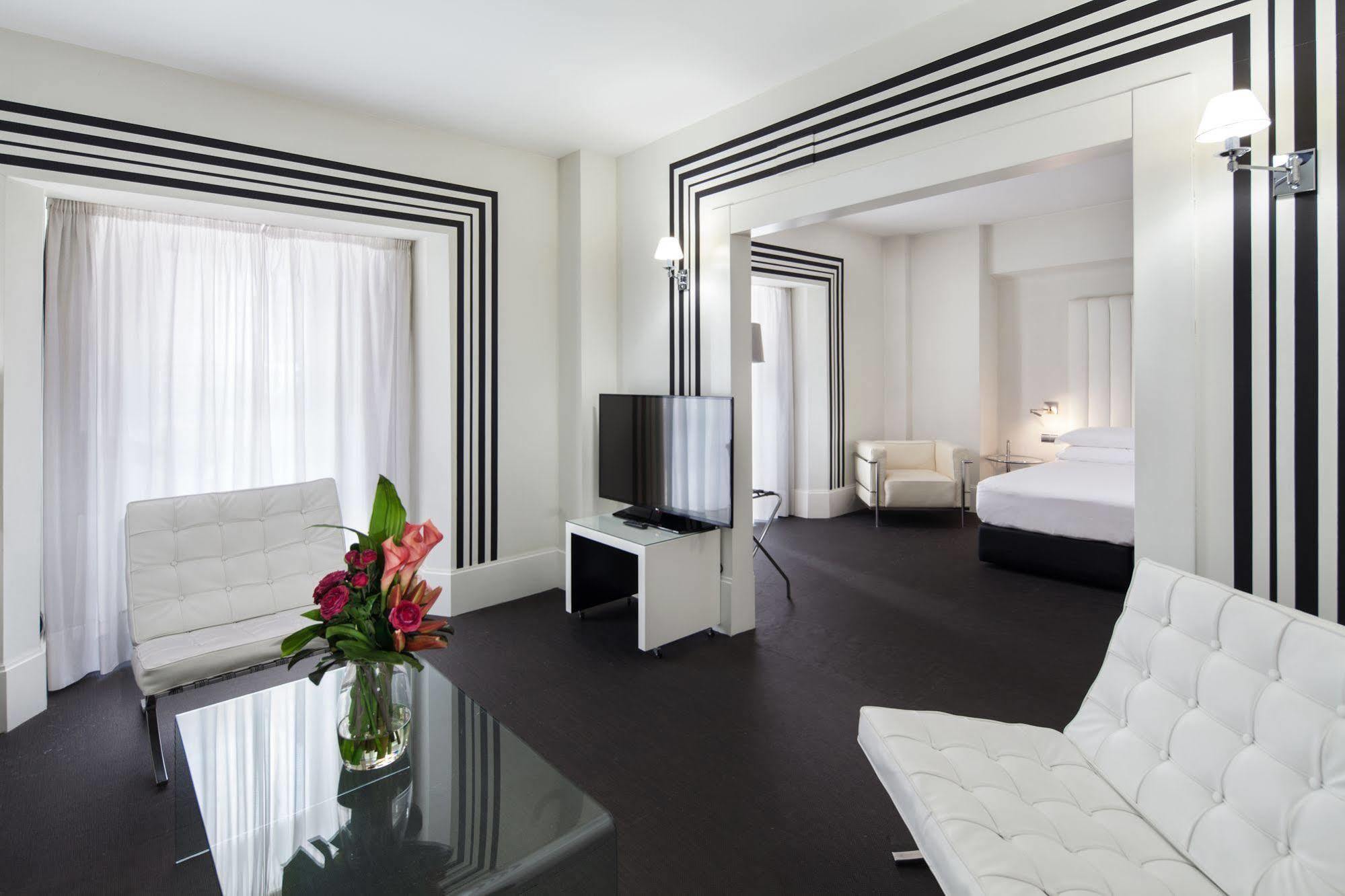Mariposa Hotel Malaga Bagian luar foto